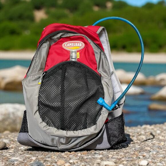 CamelBak Hydration Backpack 1.5 Liter Kids with Bladder Hike Camp Bike Cycle - Picture 11 of 11